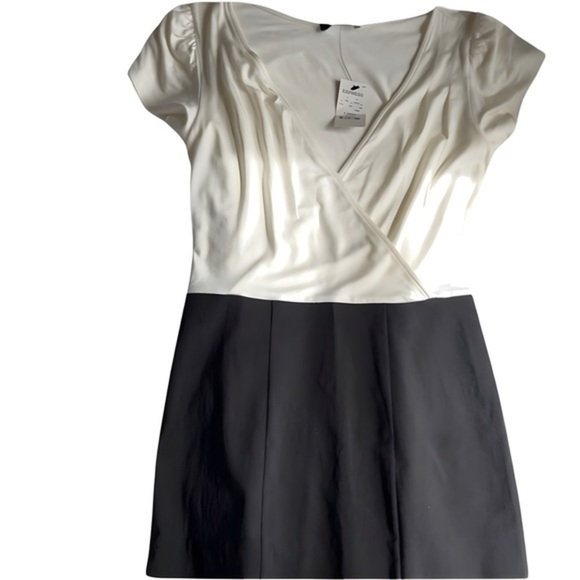 NWT Express Dress - Size XS: Perfect Fit for Style and Sophistic - Picture 2 of 5